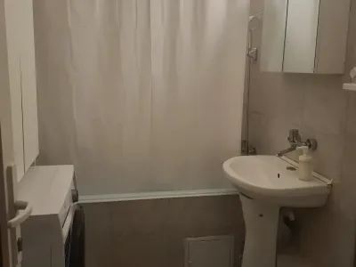 baie cu utilitati apartament vanzare-cumparare Sector 2, București
